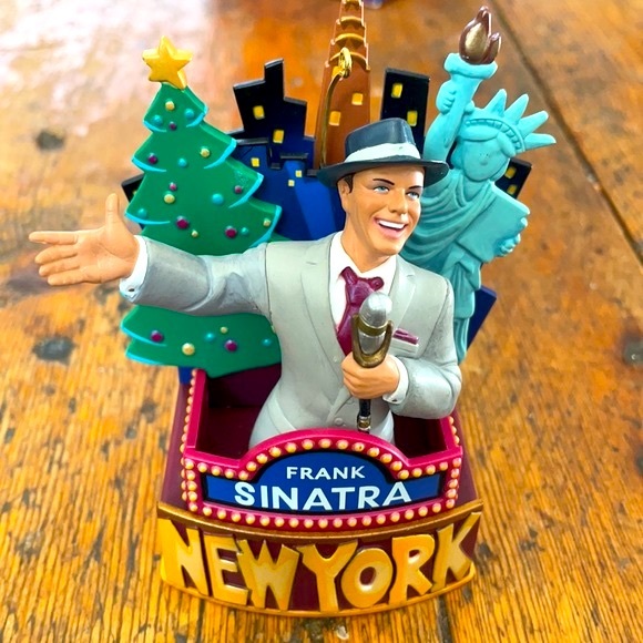 FRANK SINATRA➕New York Musical Ornament - Picture 4 of 10